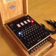Imagen para el artículo titulado Ya puedes comprar una réplica de la máquina Enigma basada en Arduino